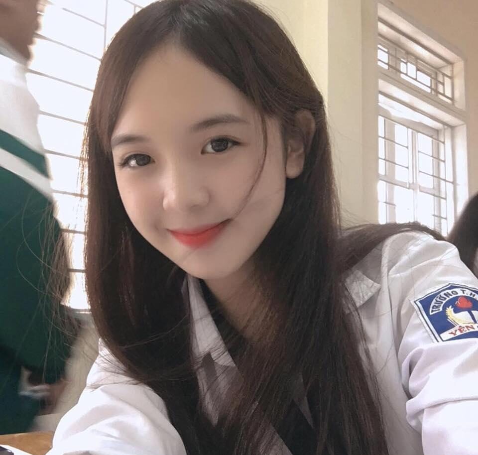 Hot teen Trần Huyền Châu thời còn đi học Hot teen Trần Huyền Châu thời còn đi học