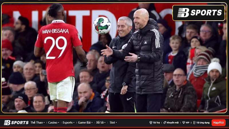 Crystal Palace vẫn muốn tái hợp Wan-Bissaka trong TTCN hè 2023 Crystal Palace vẫn muốn tái hợp Wan-Bissaka trong TTCN hè 2023