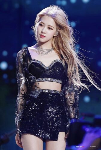 Rosé - bông hồng quyến rũ của BLACKPINK Rosé - bông hồng quyến rũ của BLACKPINK