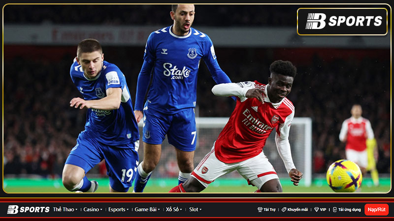 Arsenal đại thắng Everton: Gia tăng khoảng cách với Man City Arsenal đại thắng Everton: Gia tăng khoảng cách với Man City