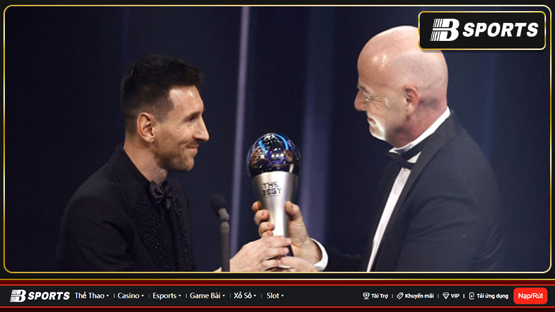 Messi đáp trả Benzema vụ bất mãn với giải FIFA The Best Messi đáp trả Benzema vụ bất mãn với giải FIFA The Best